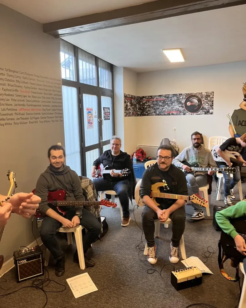 Ecole de musique près de 	Mehun-sur-Yevre